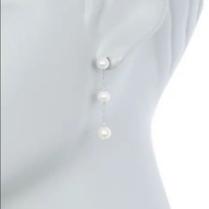 Pearl drop earrings 14K white gold